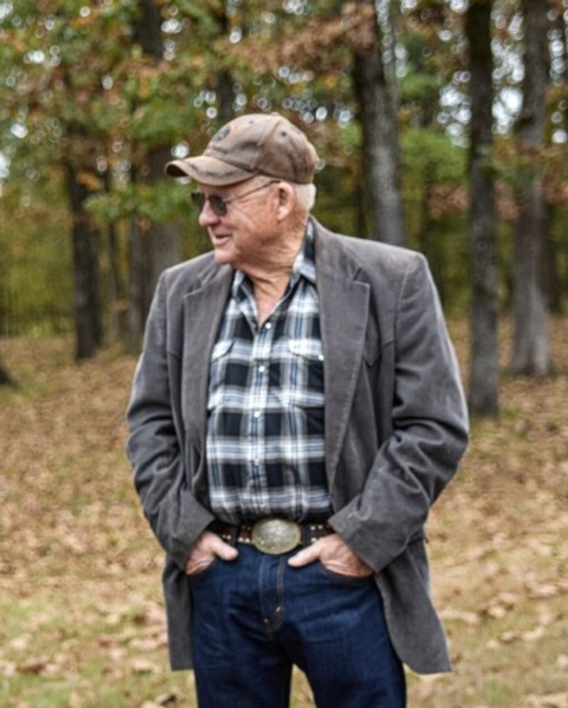 Earl Bates Profile Photo