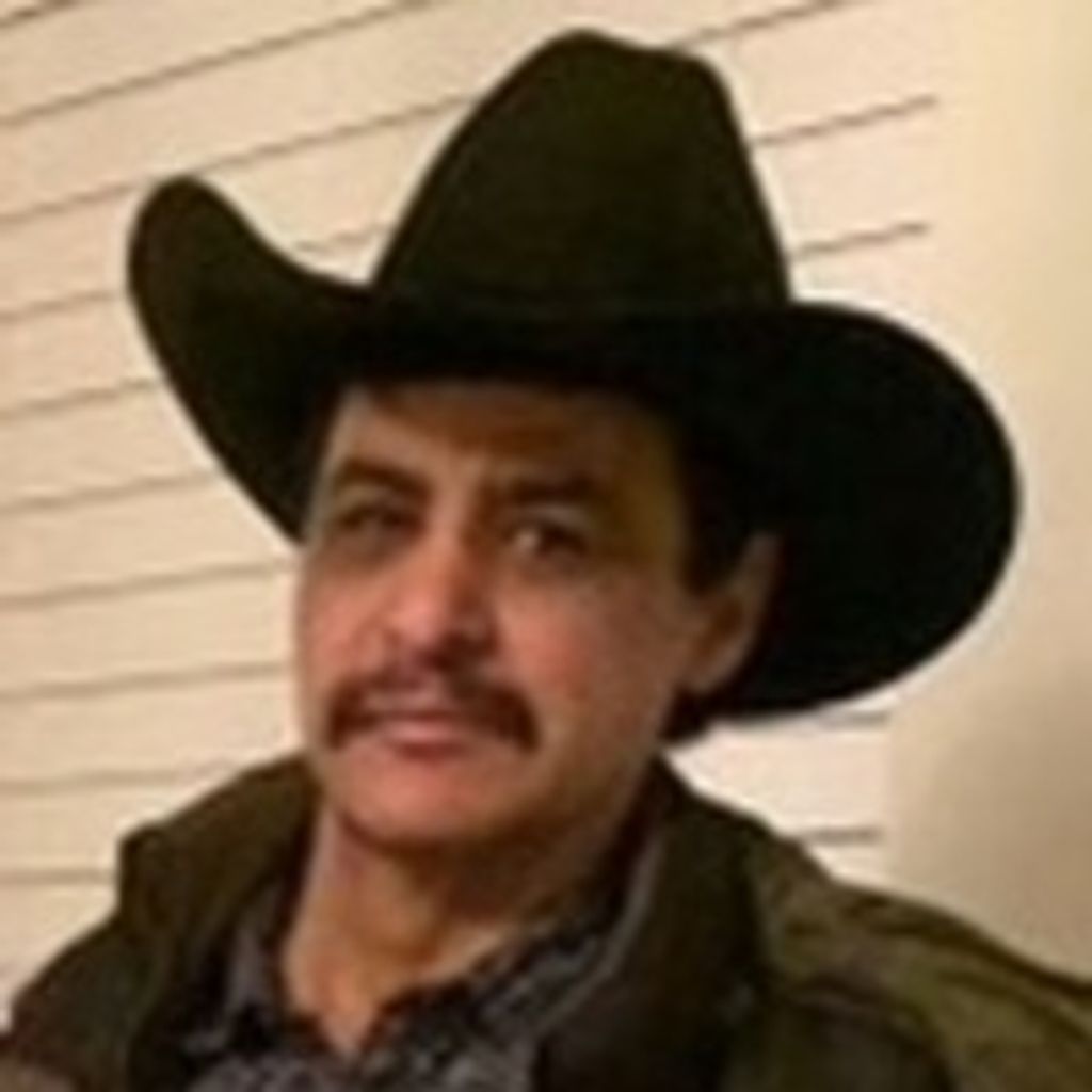 Fernando Esparza-Jara Profile Photo