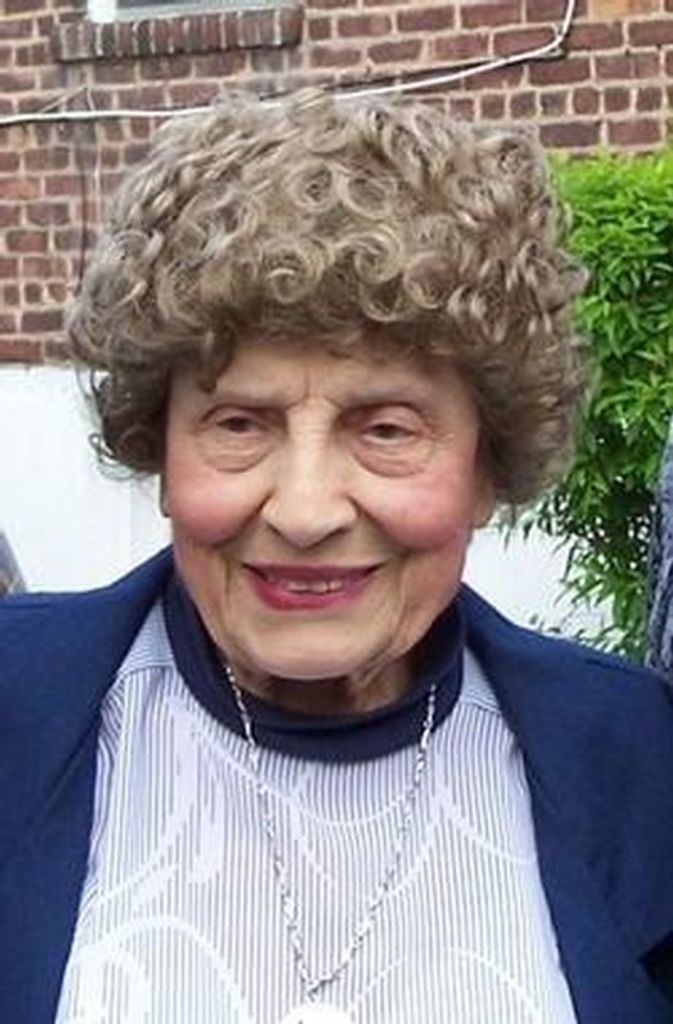 Carmela Malone
