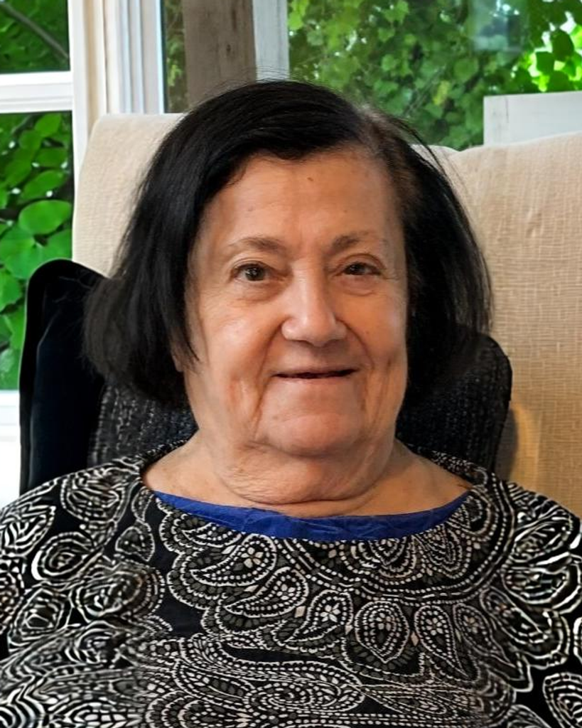 جميلة نعمان إلياس Profile Photo
