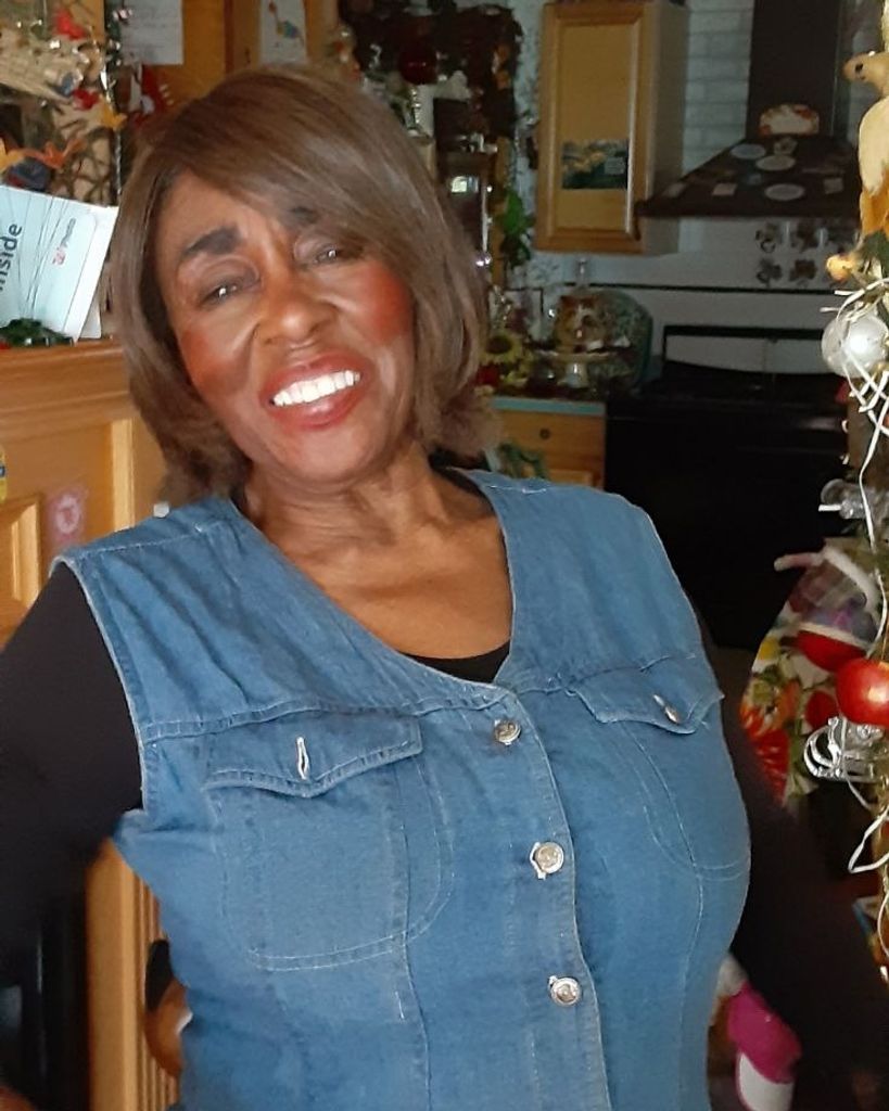 Rosa Harrell