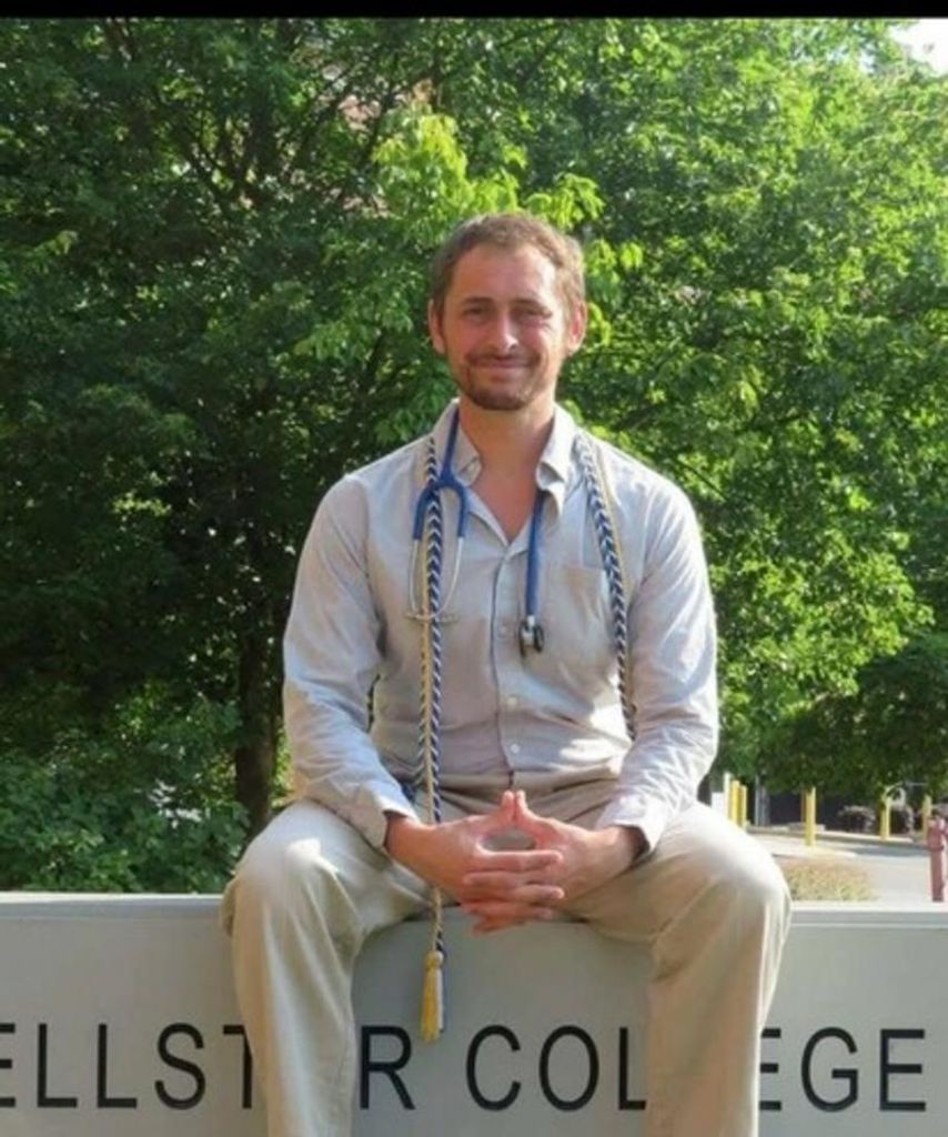 Joshua Thomas Sturdivant Profile Photo
