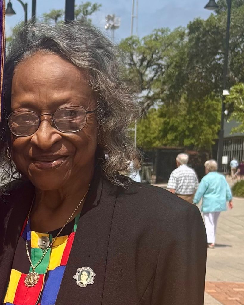 Elsie G. Searcy Profile Photo