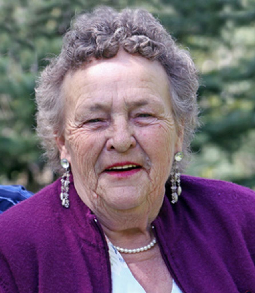 Mary  Louise (Knibbs)  Wilcox Profile Photo