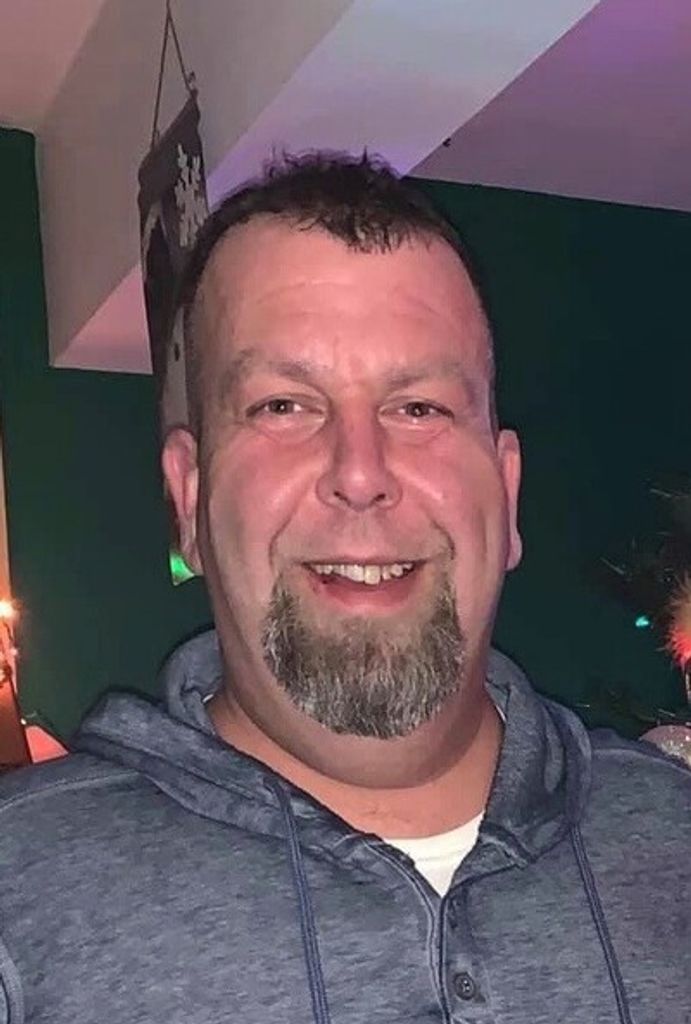 James C "Lumpy" Hendrickson Profile Photo