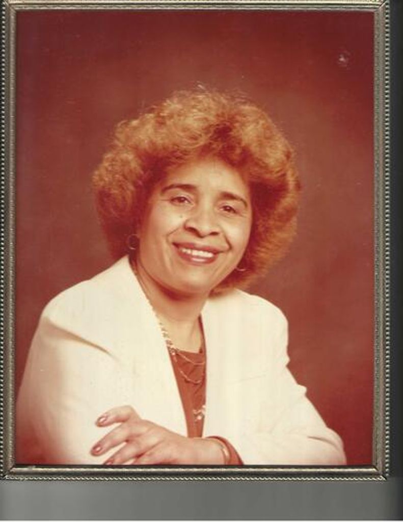 Inell Marceline Gilmore Profile Photo