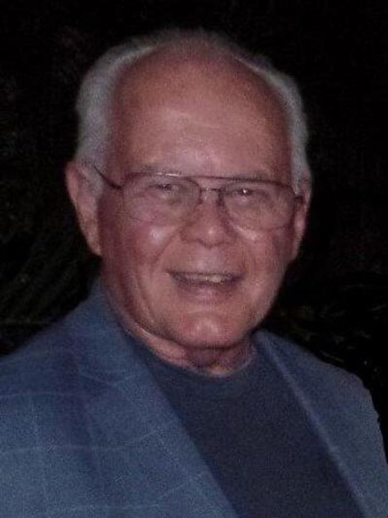 Malcolm Vaughn Wells Profile Photo