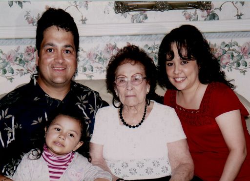Isabel O. Gonzalez photo gallery thumbnail 16 of 49