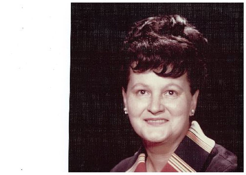 Lois E. Faurote Ayres Mcdaniel
