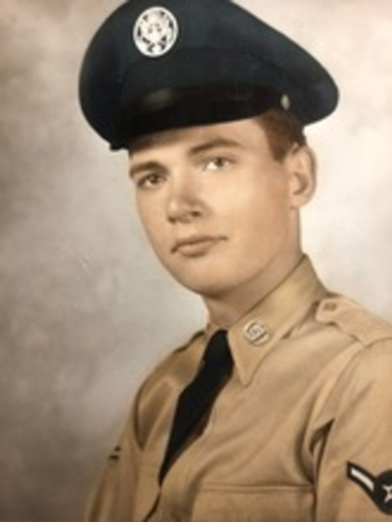 Robert M. Calderwood  Profile Photo