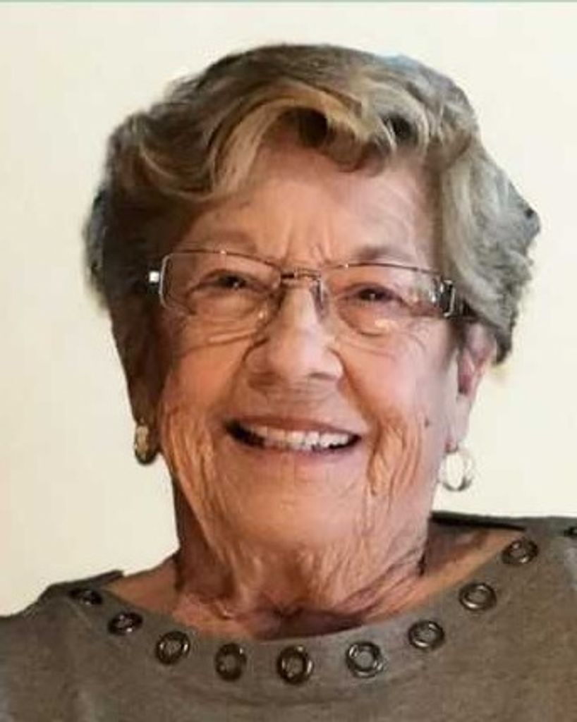 Nancy Jo Warren