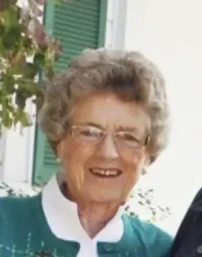 Esther Otten Profile Photo