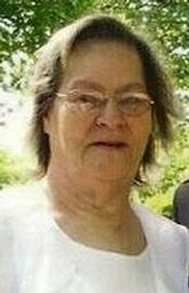 Carole Lolletta Wells