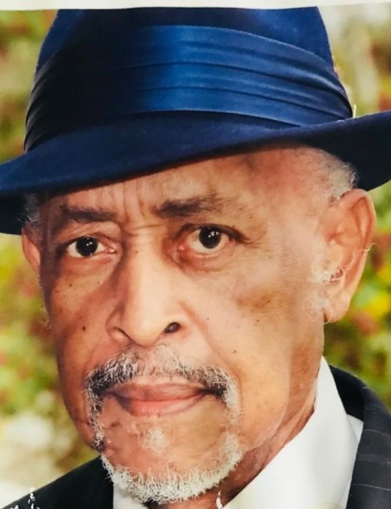Mr. Lloyd Davis, Sr.