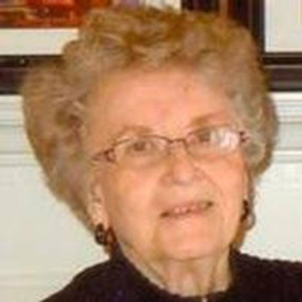 Violet Degenstein-Wolf