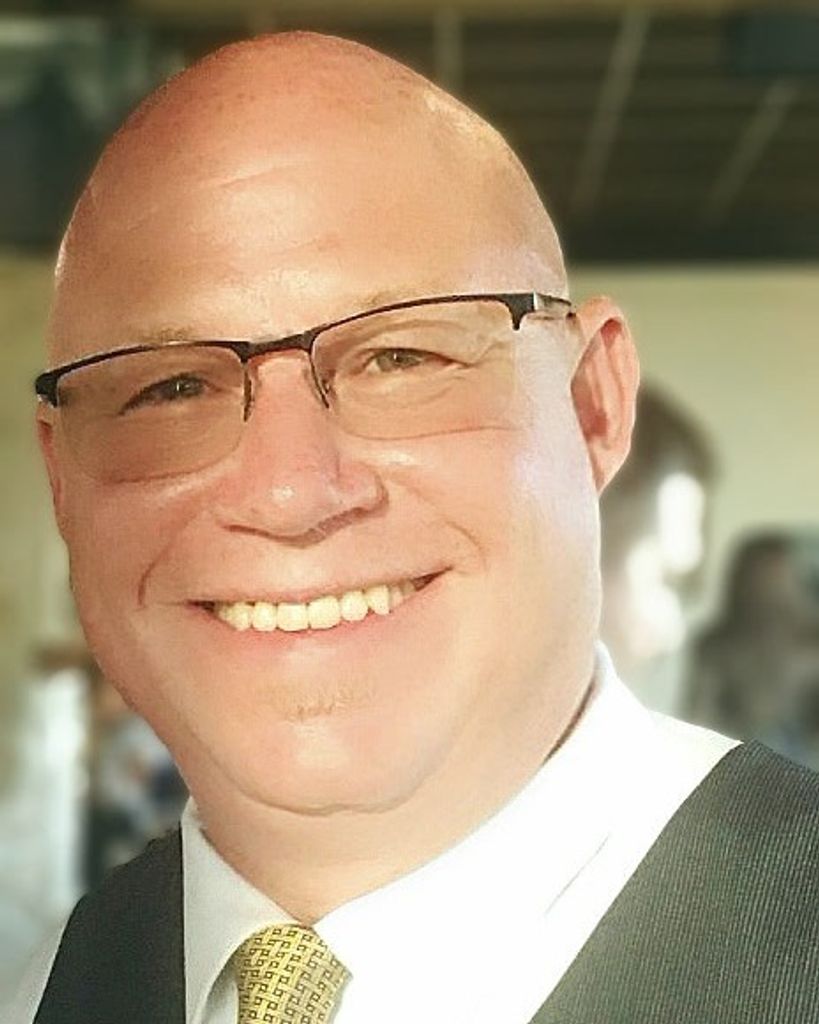Robert Cavazos