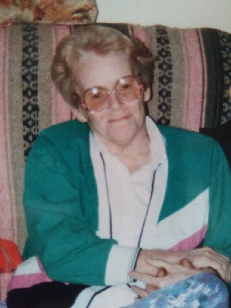 Vicky Jane Robertson Profile Photo