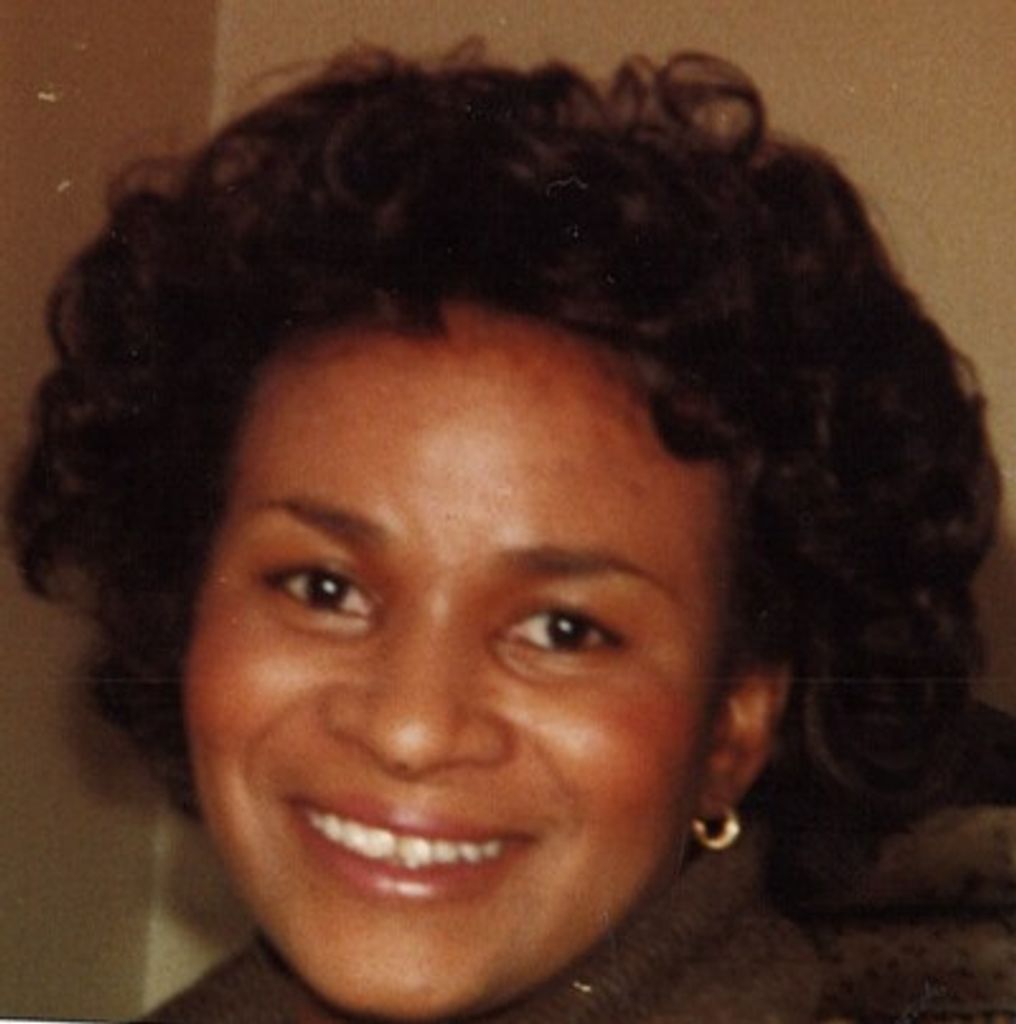 Sandra Manon Lott Profile Photo