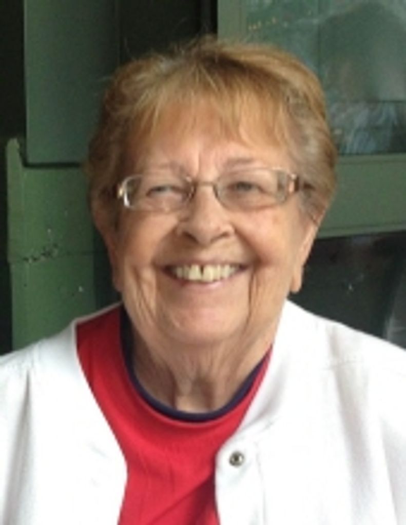 Lavona Hartman