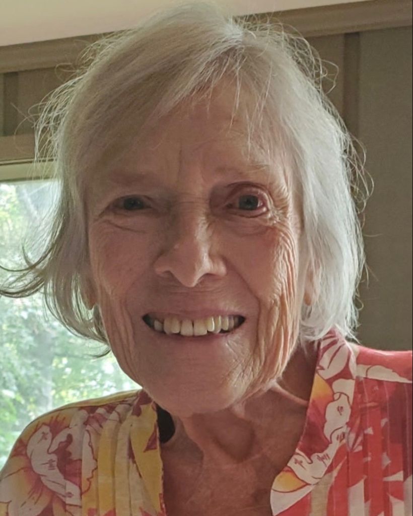 Elizabeth Carnahan Profile Photo