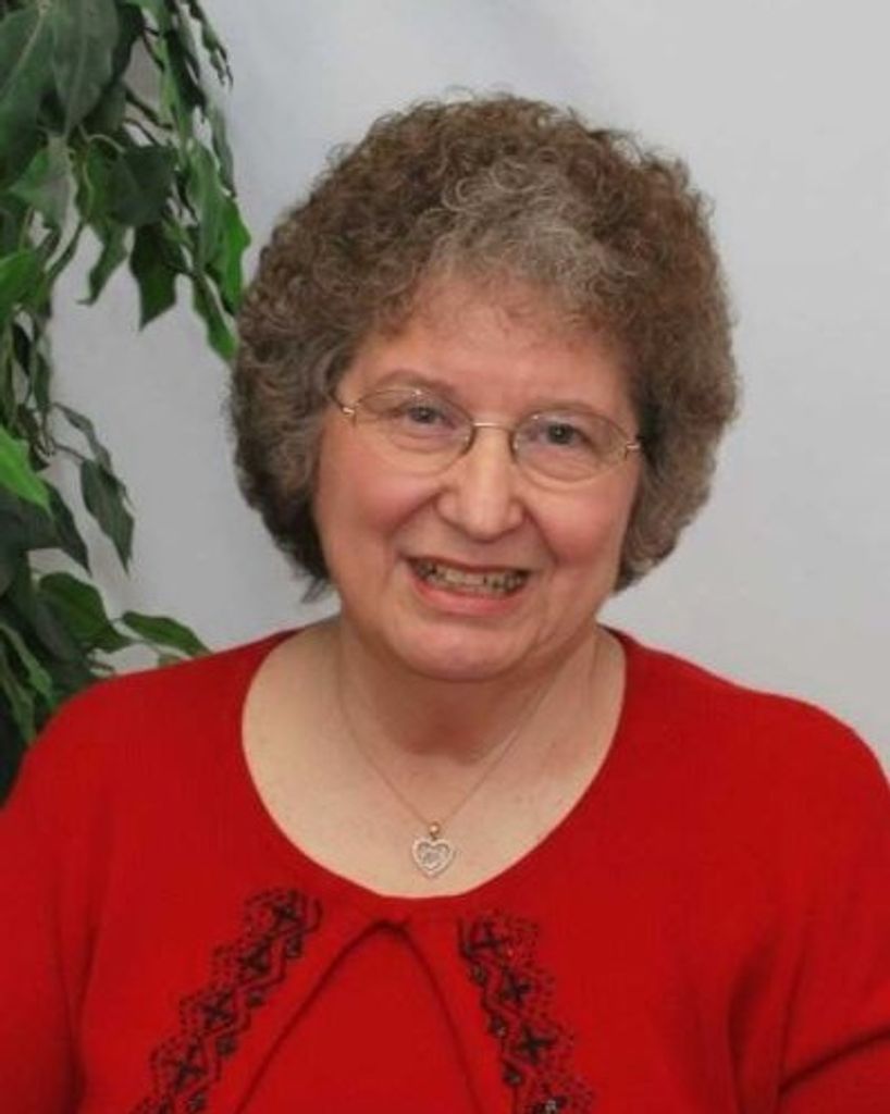 Lillian June Fry Profile Photo