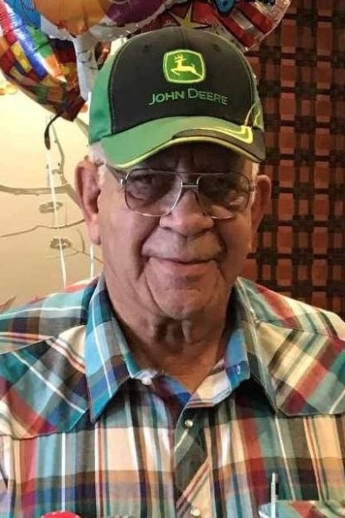 Arnold Collins Profile Photo