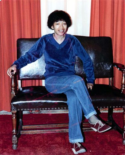 Earline Wilson photo gallery thumbnail 46 of 85