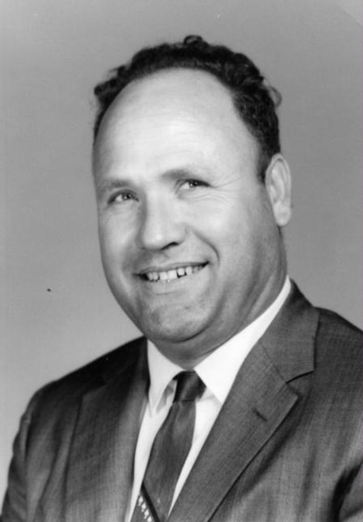 Luther R. Musselwhite