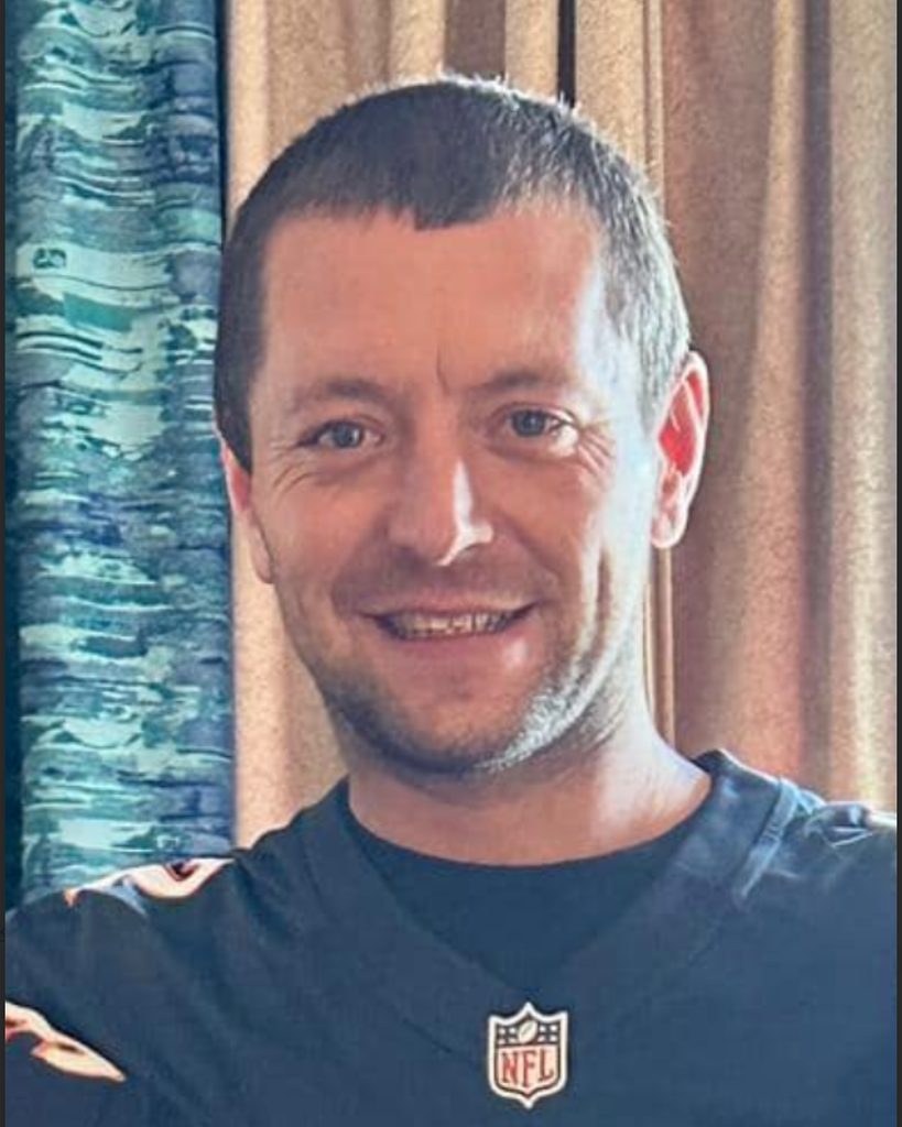 Jonathan Peters Profile Photo