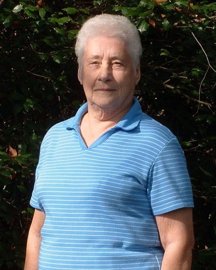 Jewel Alice Angel Walker