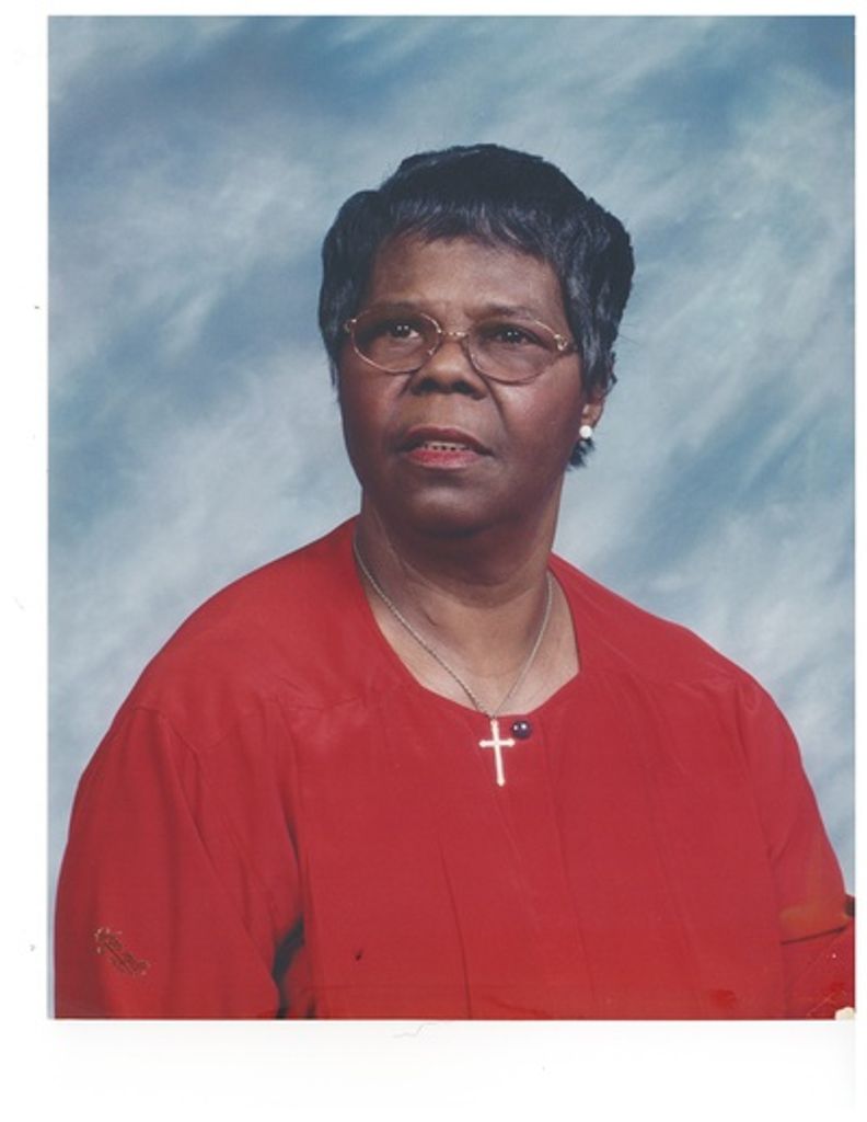 Bessie Lee Head Profile Photo