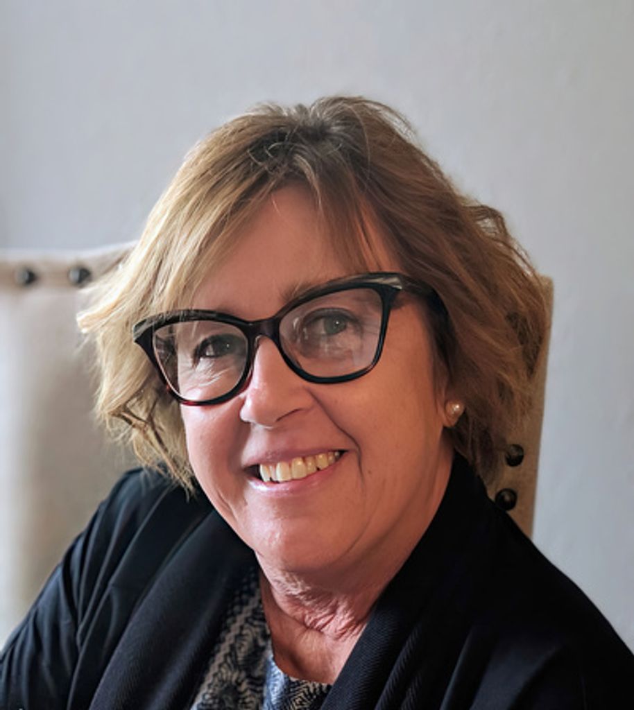 Linda Elizabeth Holman Profile Photo