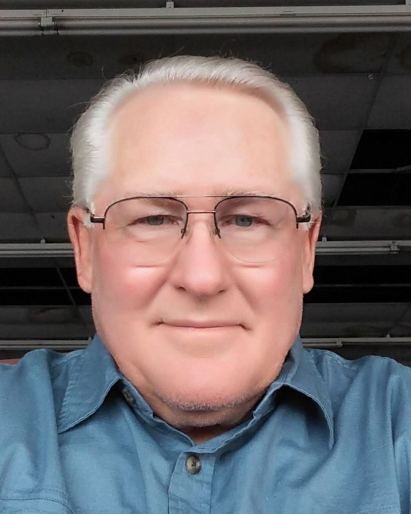 Lewis "Lou" Vaughn III