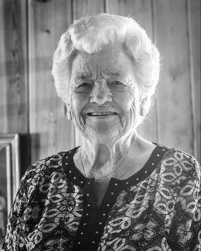 Erma Hitt's obituary image