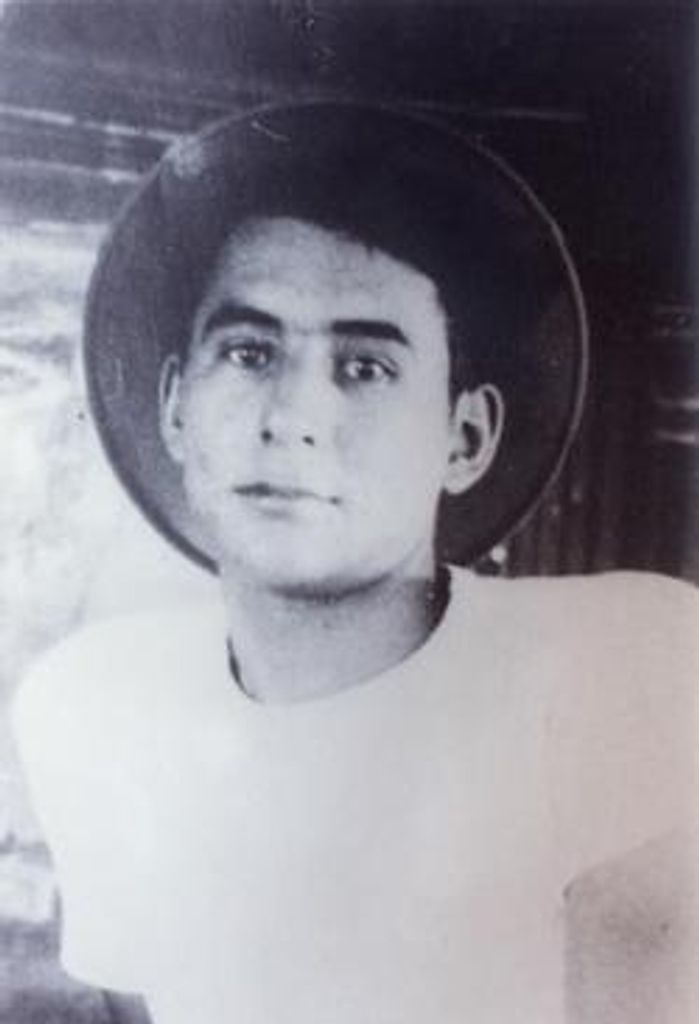 Axel Holmes Profile Photo