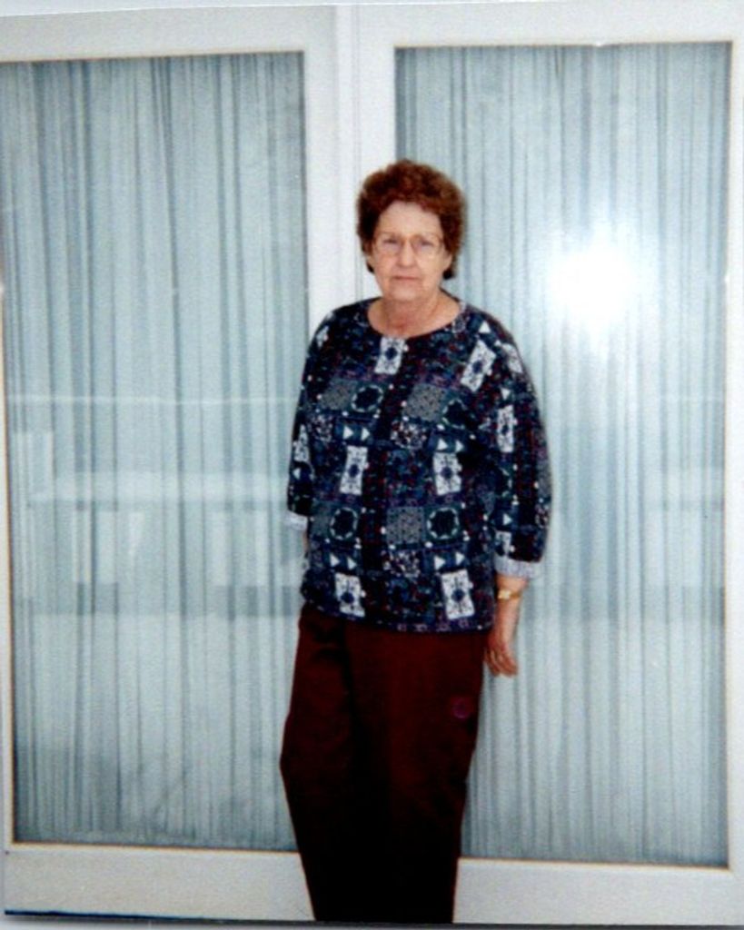 Sue Stacey Moore Profile Photo