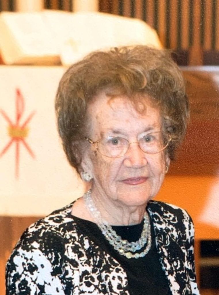 Pauline Wells Profile Photo