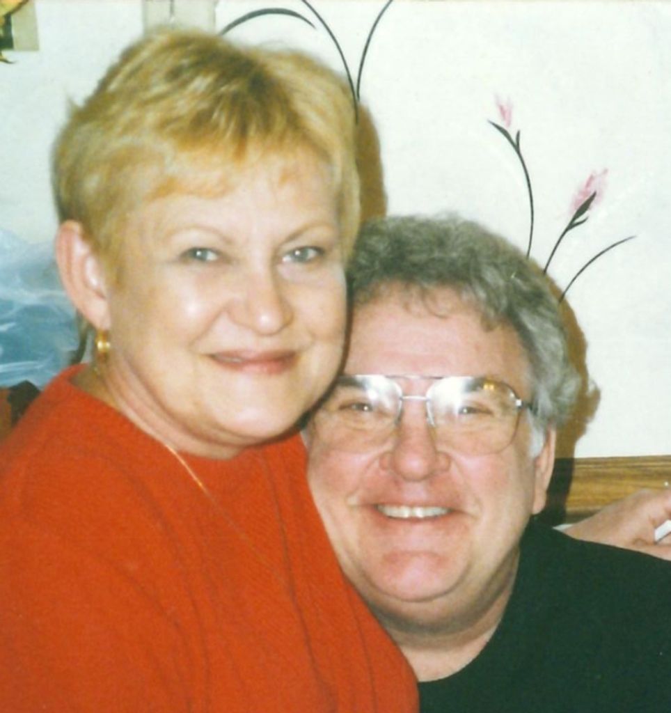 Sandra "Sandy" J. (Smith)  Mills