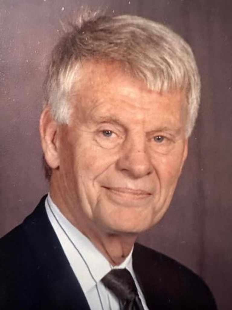 Thomas James Owen Profile Photo