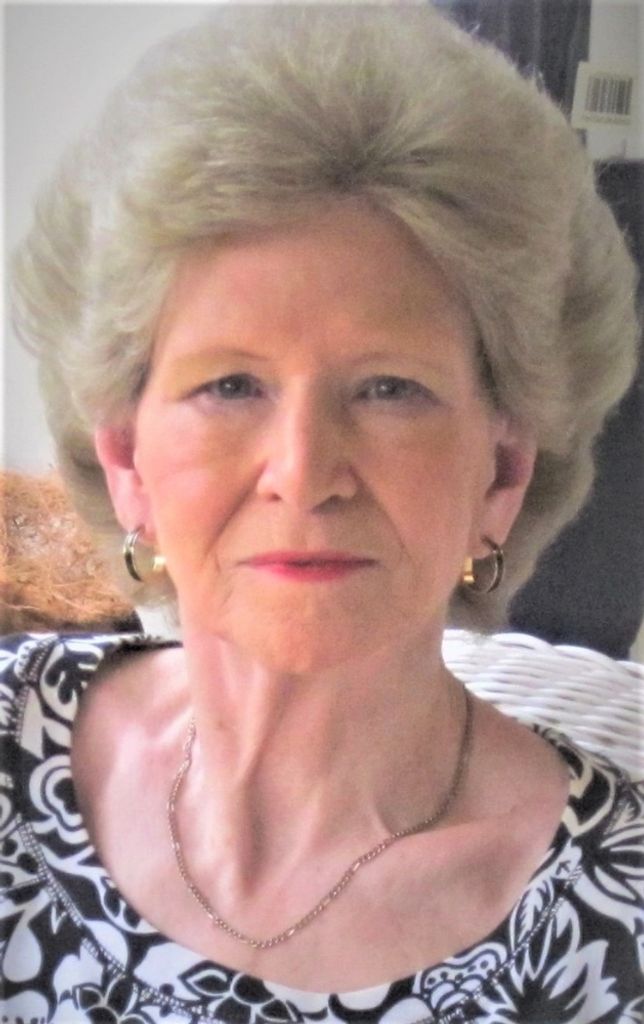 Johnston, Betty Davis
