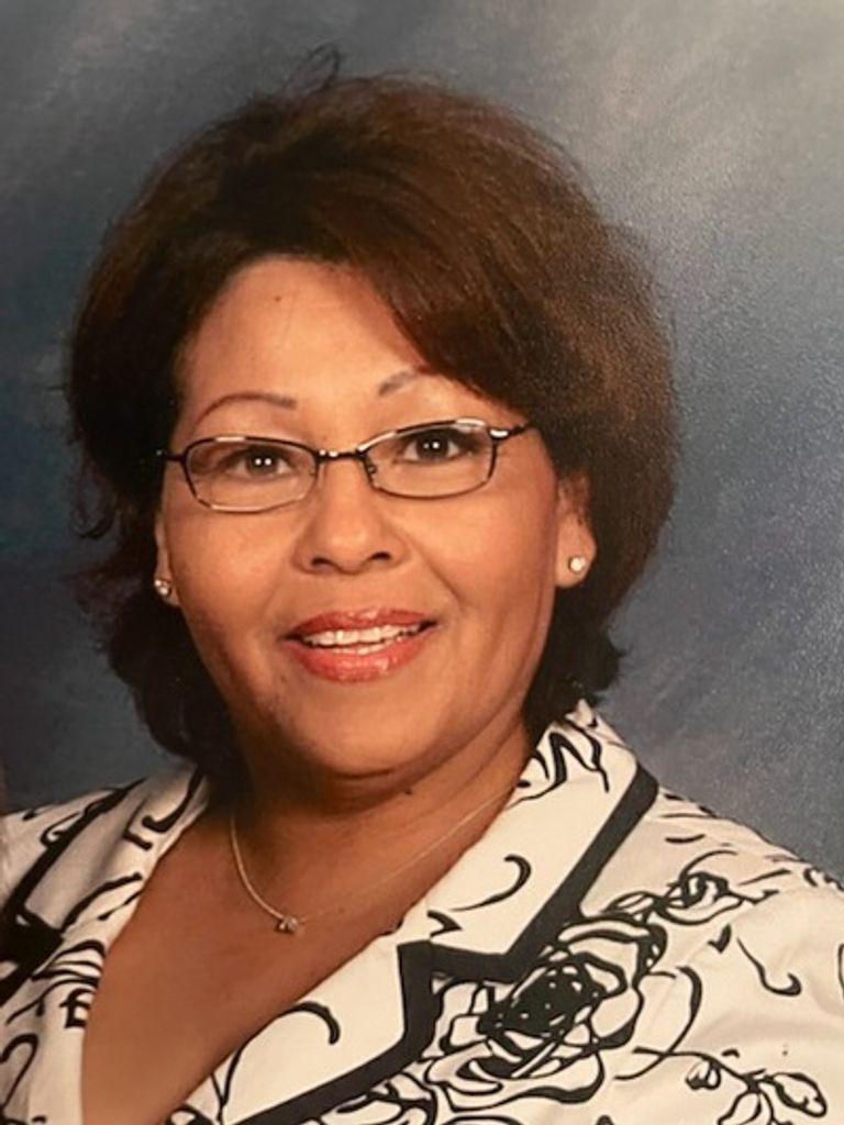 Rosario "Chayo" Quiroz Profile Photo