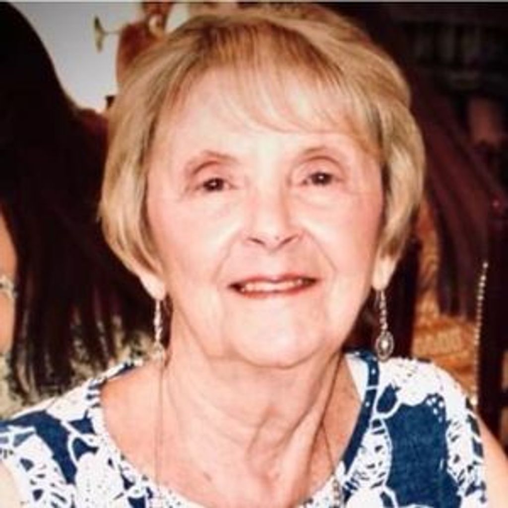 Elaine Hall Levie Fournet Profile Photo