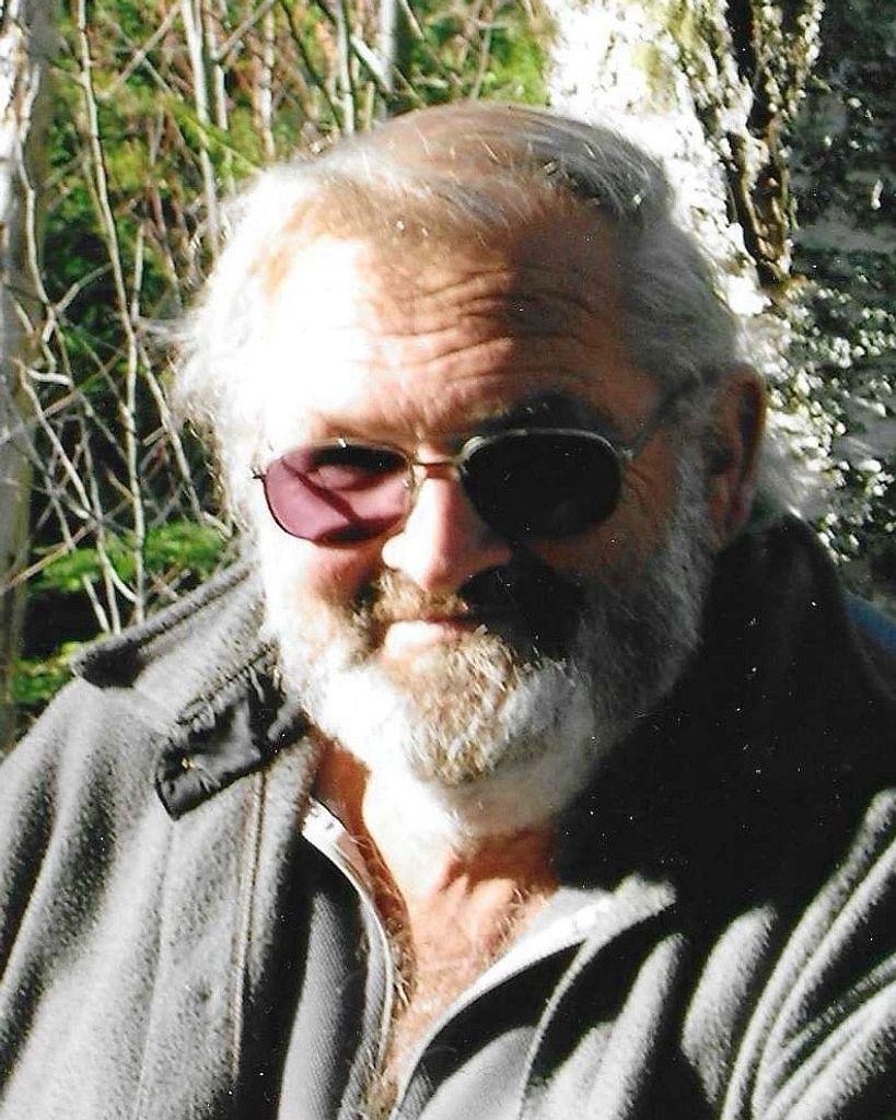 Lloyd Bruce Elliott Profile Photo