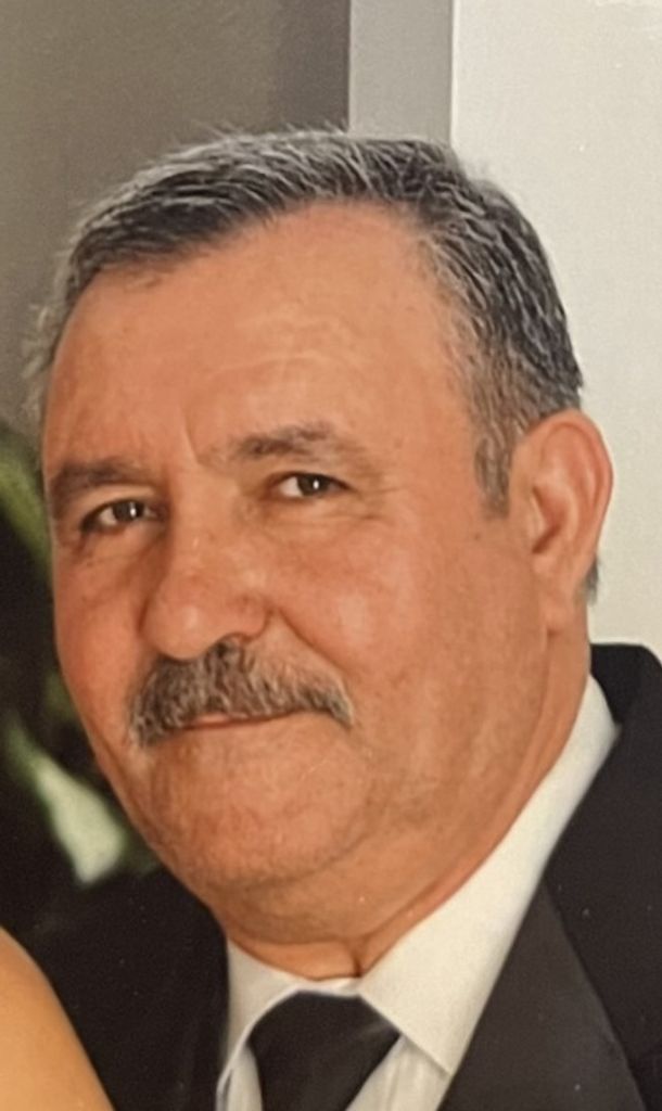 Joao Carlos Medeiros Profile Photo