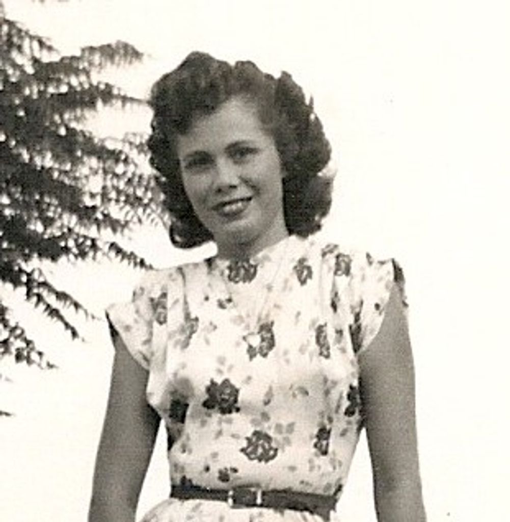 Mary Evelyn "Dolly" Hendrix Robertson Profile Photo