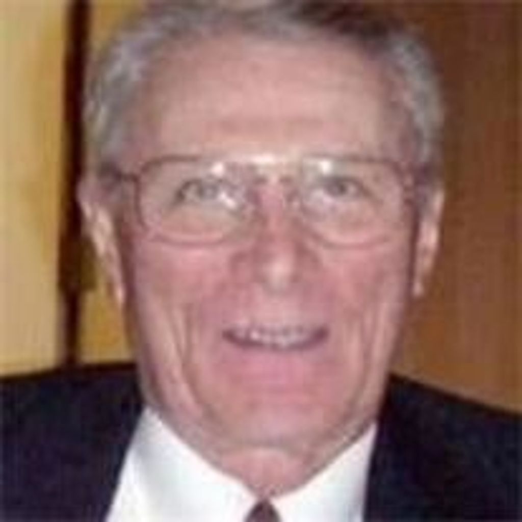 Irvin Decker,