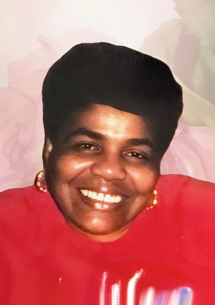 Estelle Sanders Profile Photo