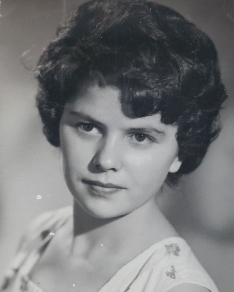 Marie Crotts