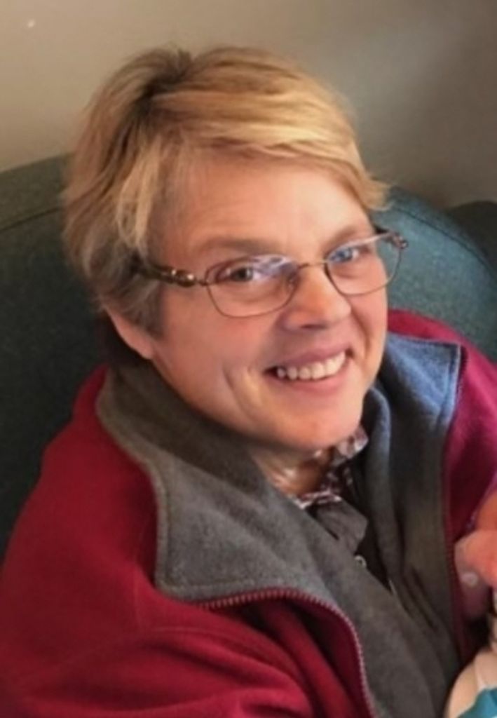 Mrs Teri Bishop Profile Photo