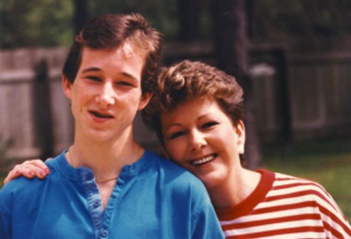 Linda Louise Blackmon photo gallery thumbnail 22 of 35